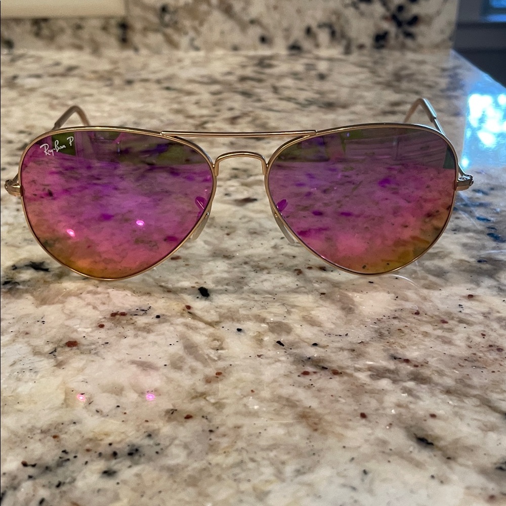 Ray-Ban Women's Gradient Pink and Gold POLARIZED Aviator Sunglasses - Picture 3 of 10